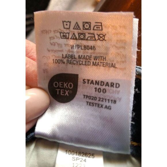 I.N.C. INTERNATIONAL CONCEPTS - NWT - L Sz 20W Mid -Rise Boyfriend Jeans/Indigo - Picture 16 of 16